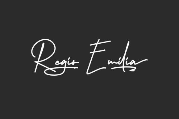 Regio Emilia Font Review: A Classy Script for Creative Branding